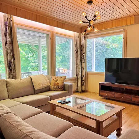 Countryside House With Lakeside Sauna And Barbecue * 라티
